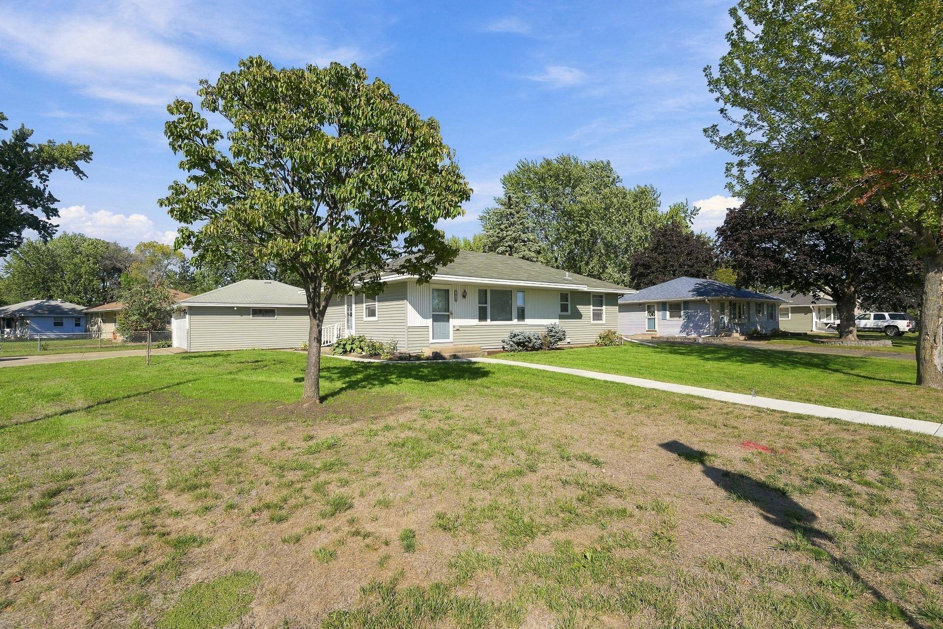 7016 90th ST S, Cottage Grove, MN 55016