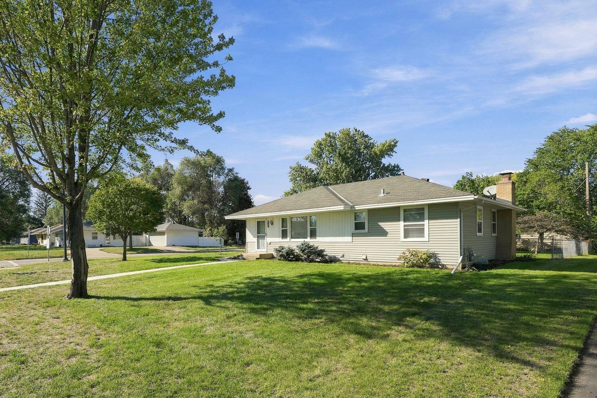7016 90th ST S, Cottage Grove, MN 55016