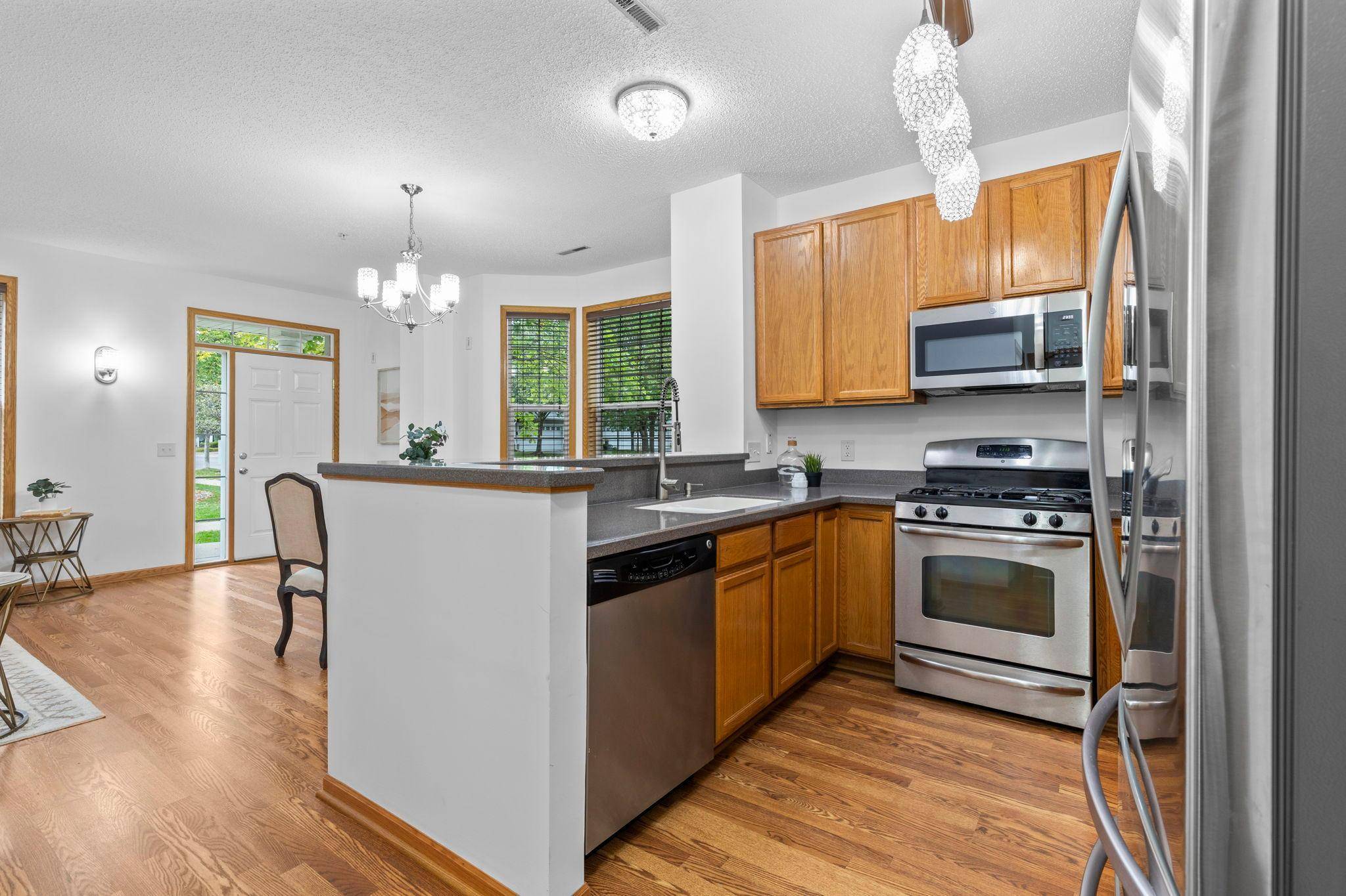 1626 Woodlynn AVE #1, Maplewood, MN 55109