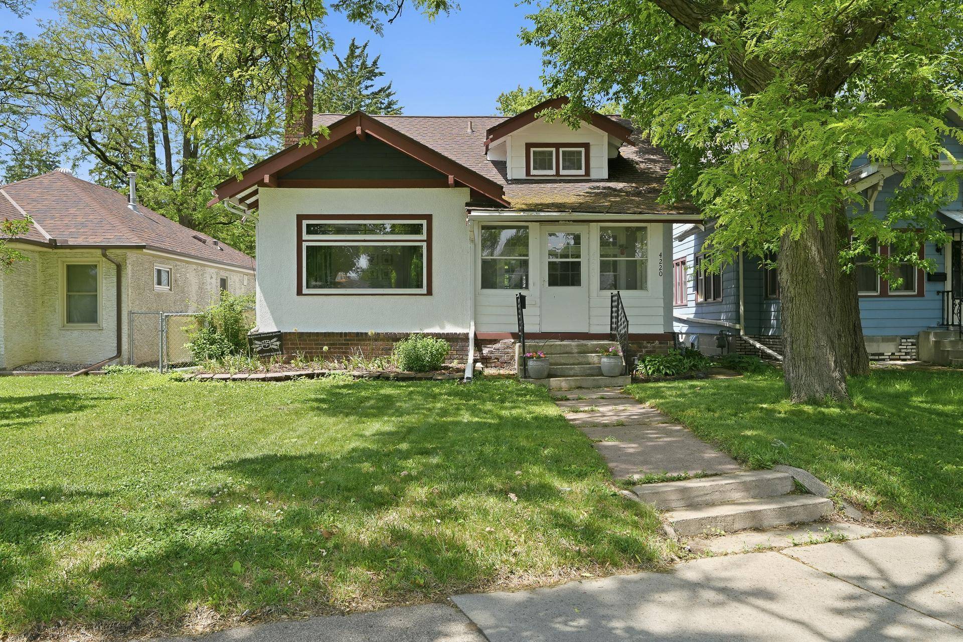 4220 Minnehaha AVE, Minneapolis, MN 55406