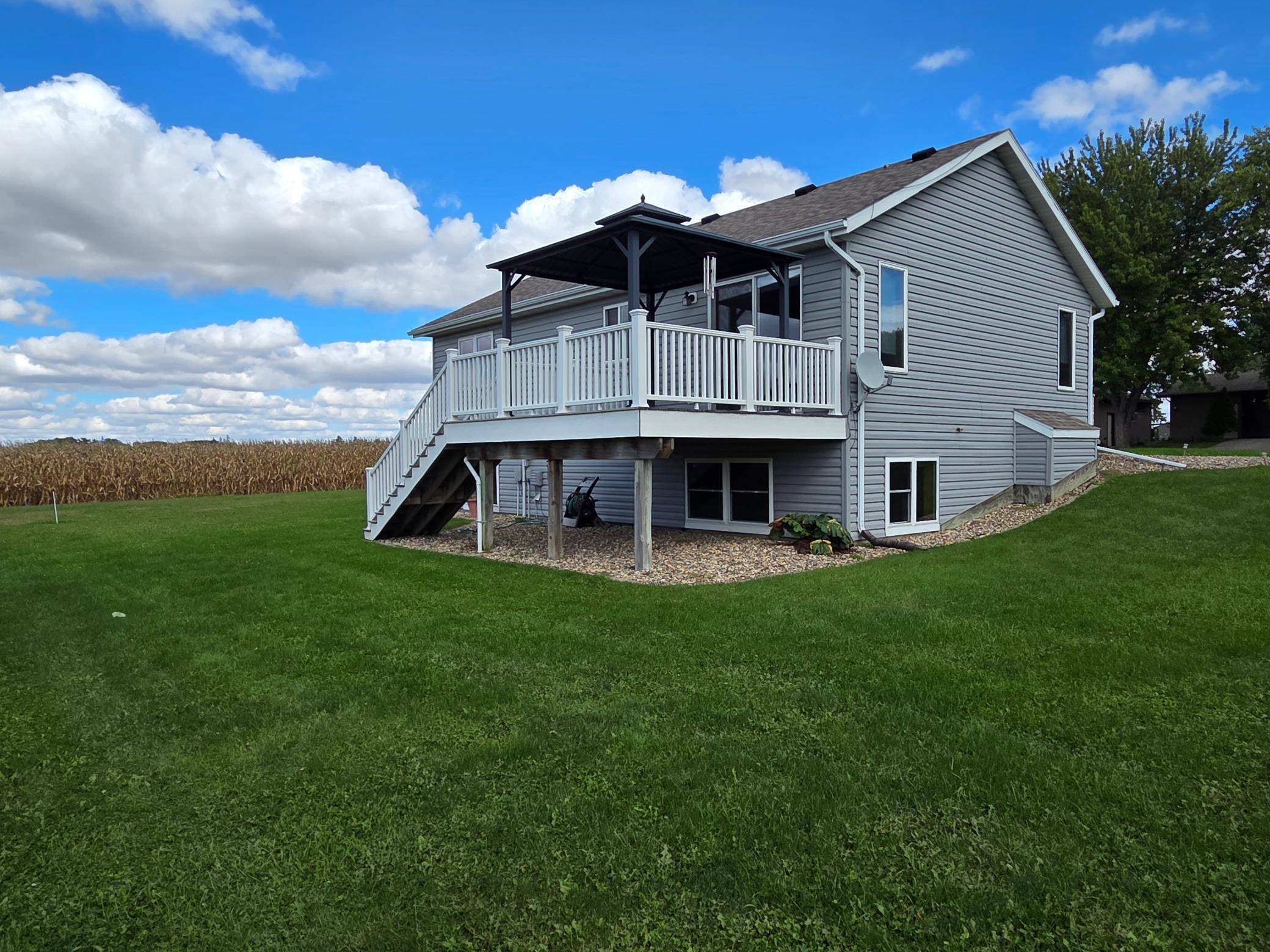 500 4TH AVE NE, Hayfield, MN 55940