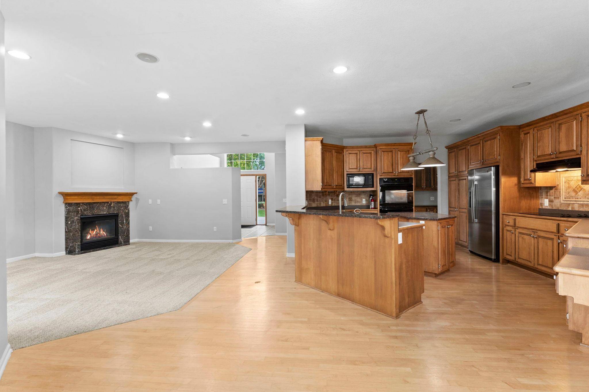 8915 Umbria PL N, Maple Grove, MN 55311