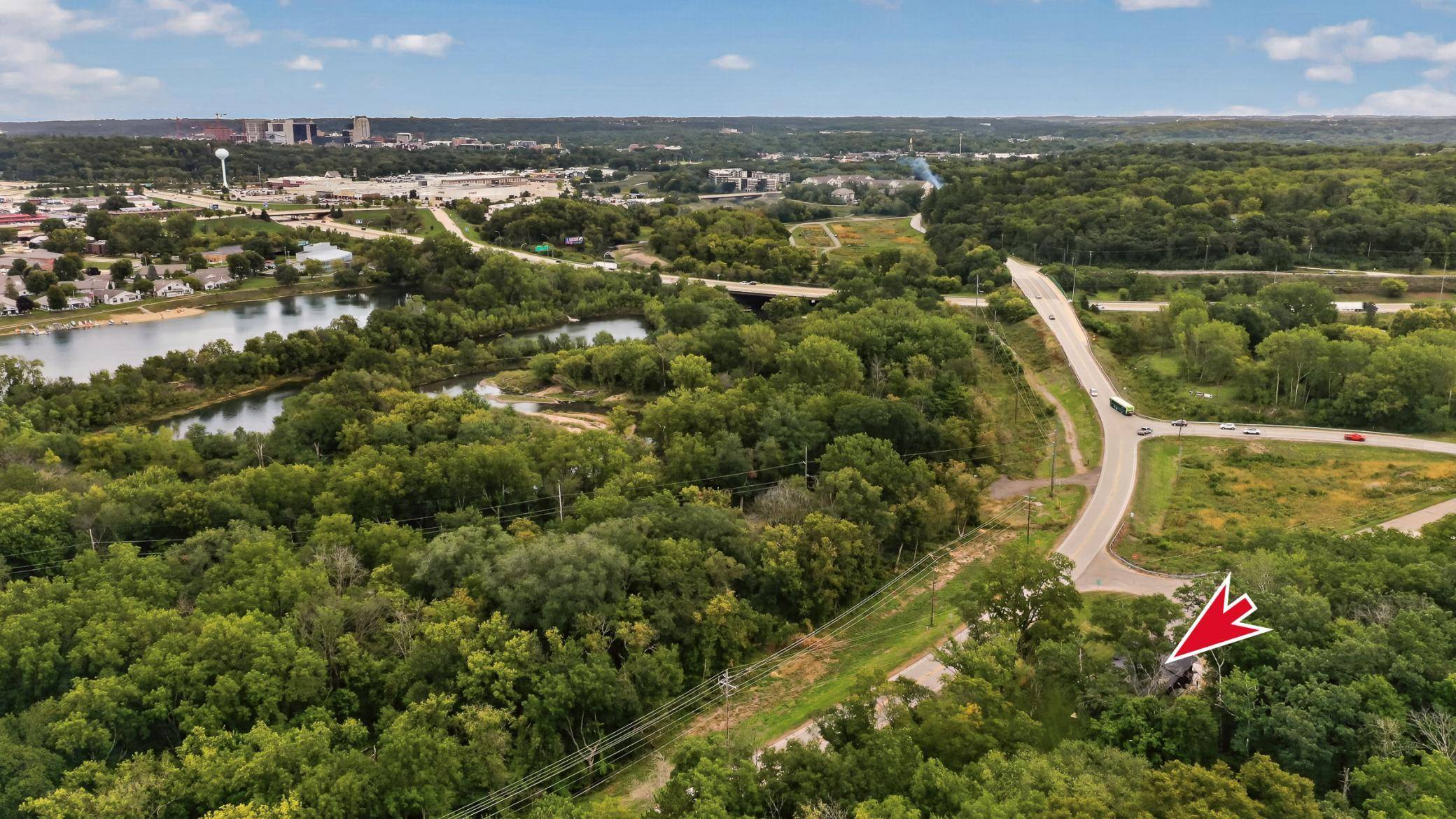 1810 Mayowood RD SW, Rochester, MN 55902