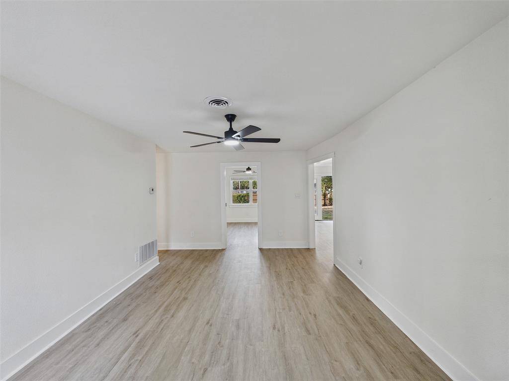 6405 Seco Boulevard, Dallas, TX 75217