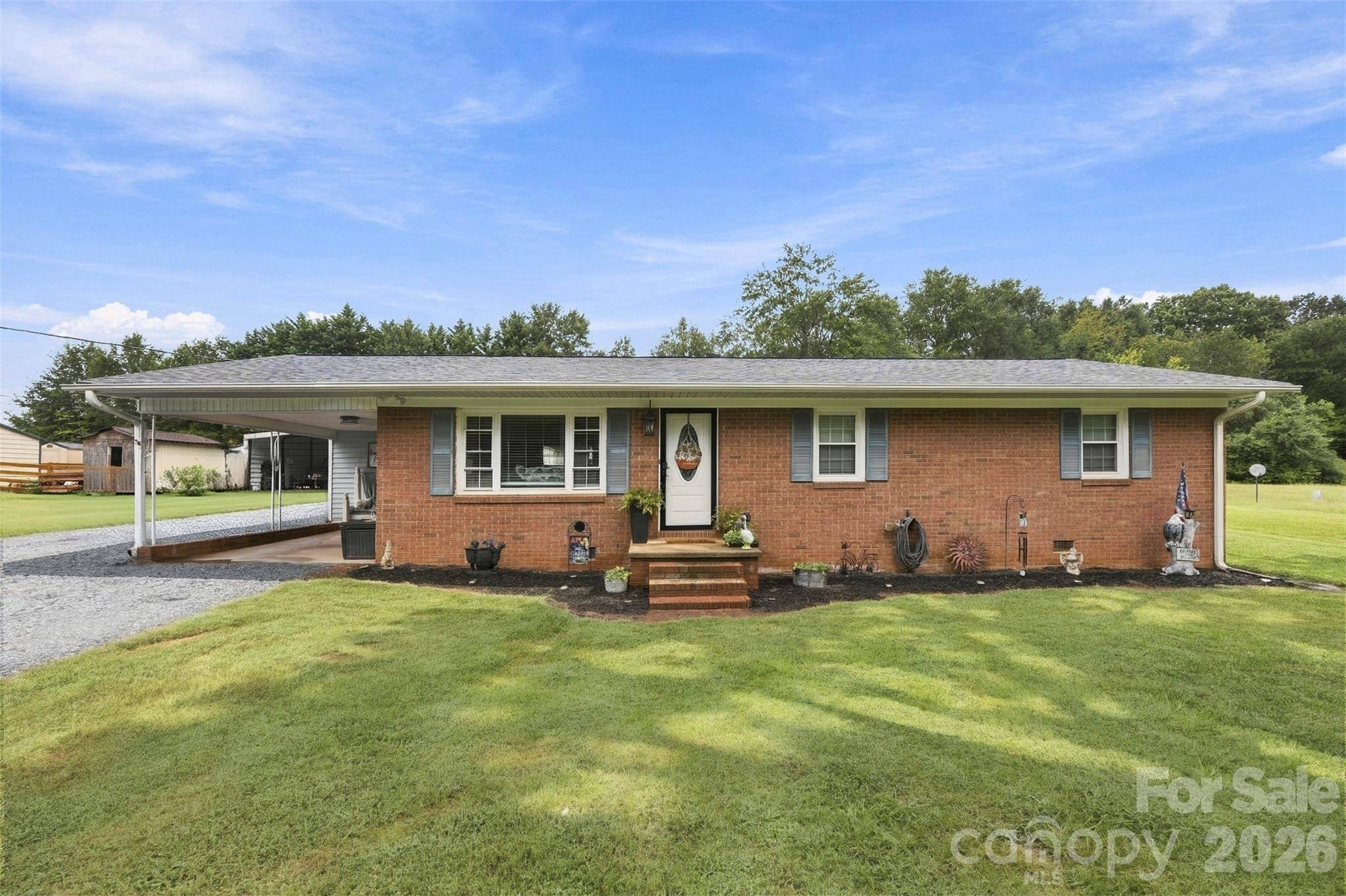 1207 Scenic DR, Shelby, NC 28150