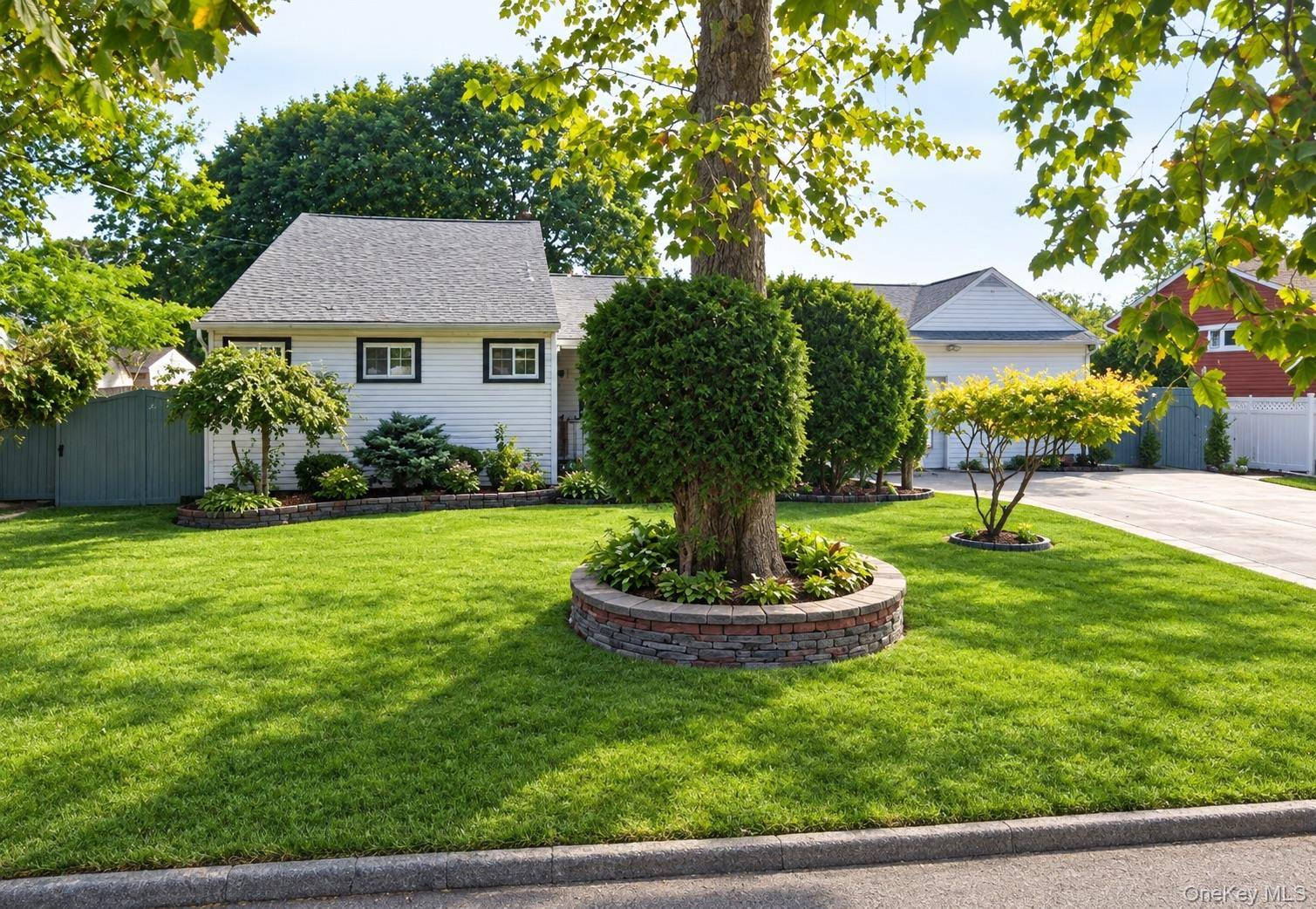 1327 Brooklyn BLVD, Bay Shore, NY 11706