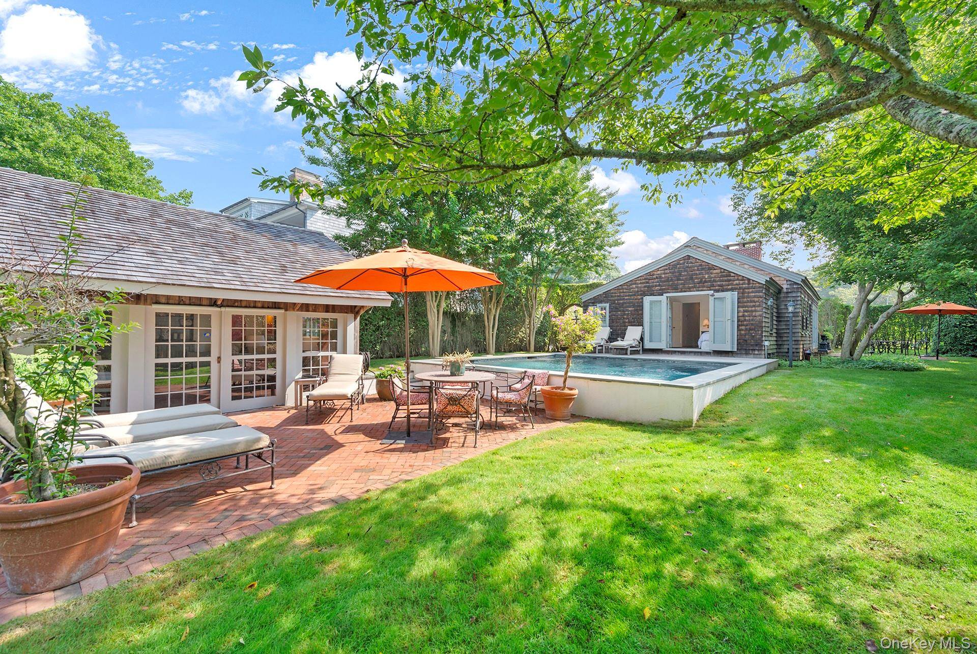 99 Egypt LN, East Hampton, NY 11937
