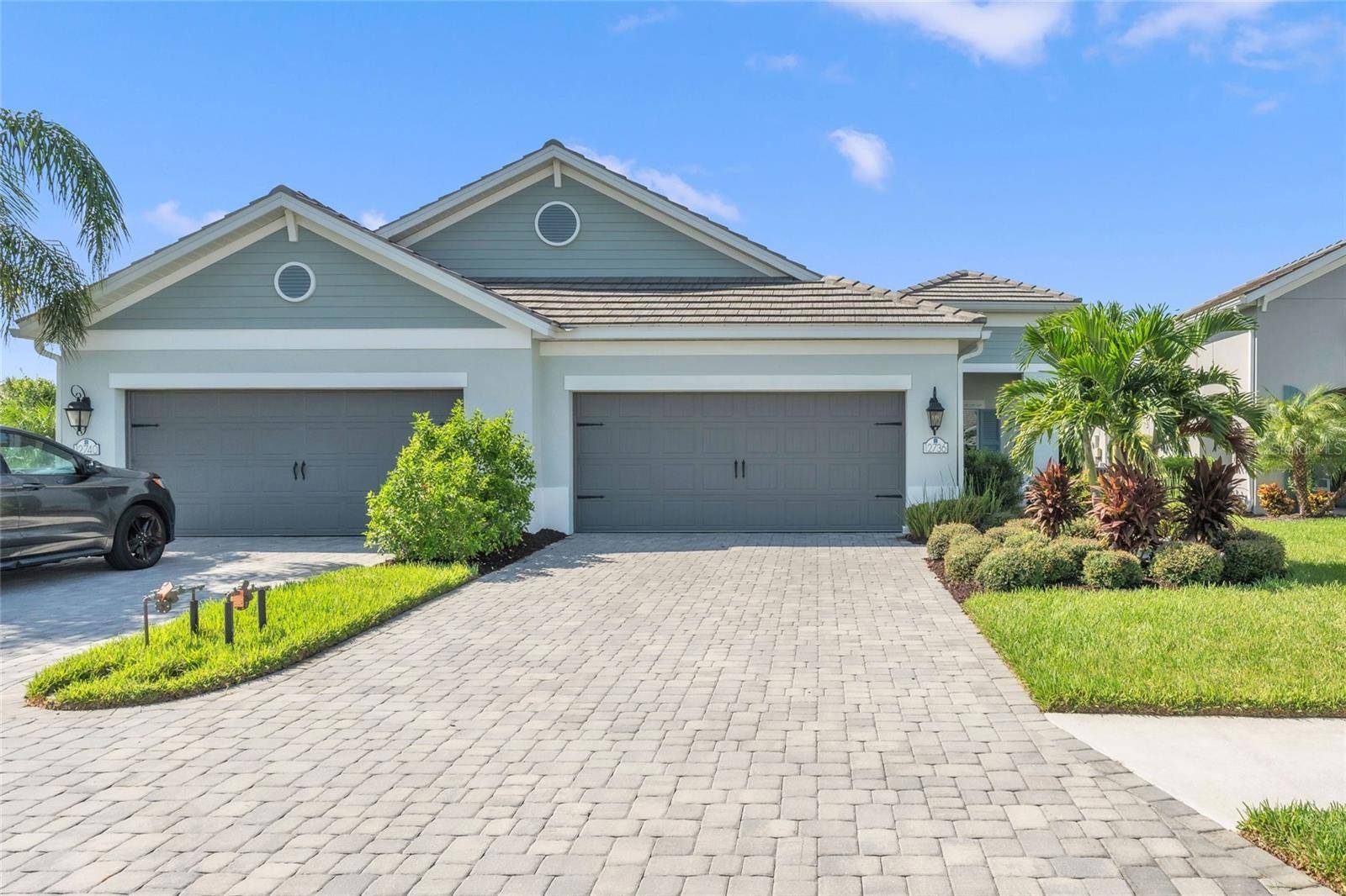 12736 SEASONG TERRACE, Lakewood Ranch, FL 34211