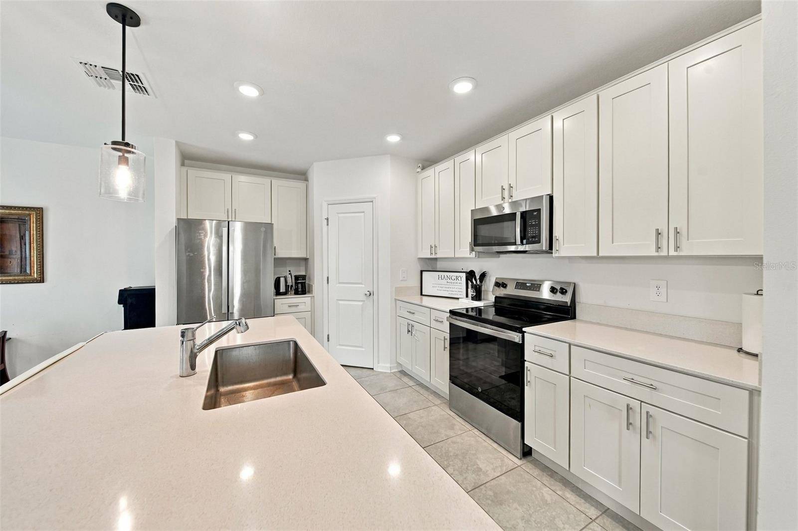 506 BELL PRAIRIE CIR, Lake Wales, FL 33859