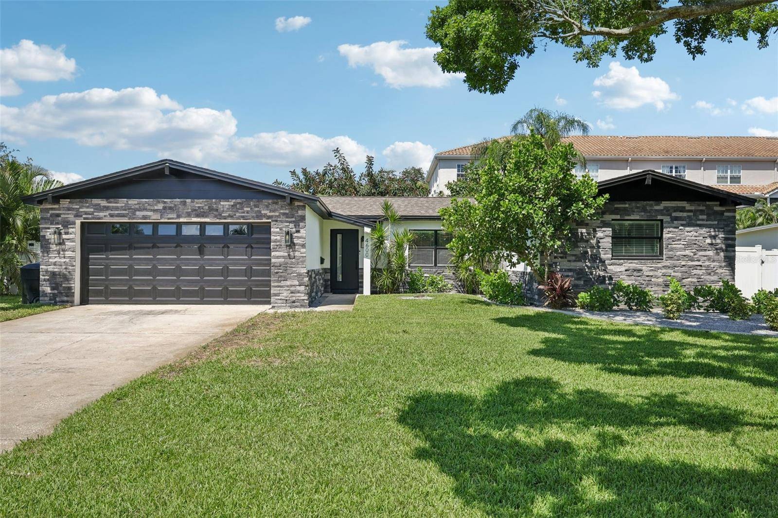 4600 BAYSHORE BLVD NE, St Petersburg, FL 33703