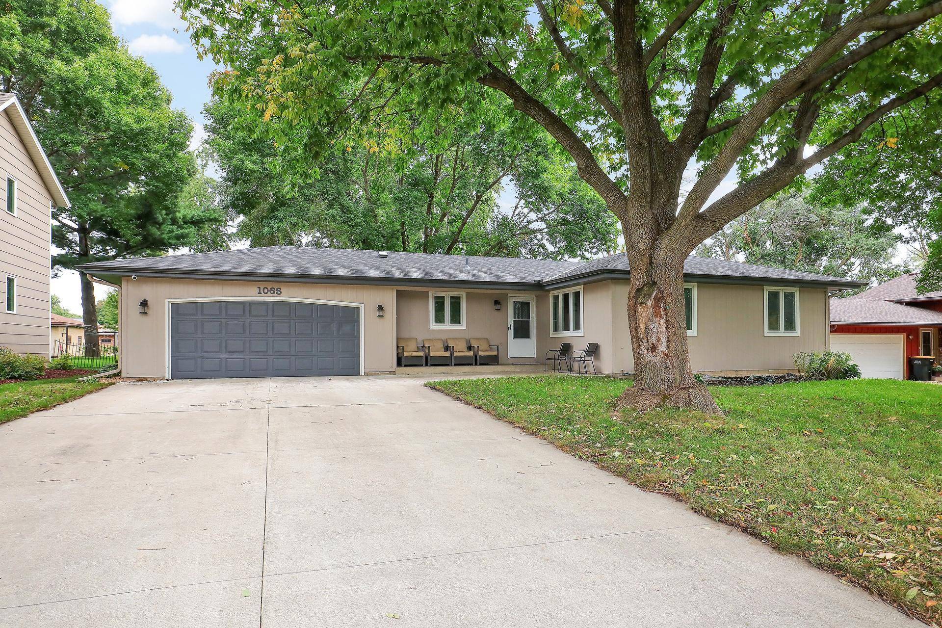 1065 Minnesota ST S, Shakopee, MN 55379