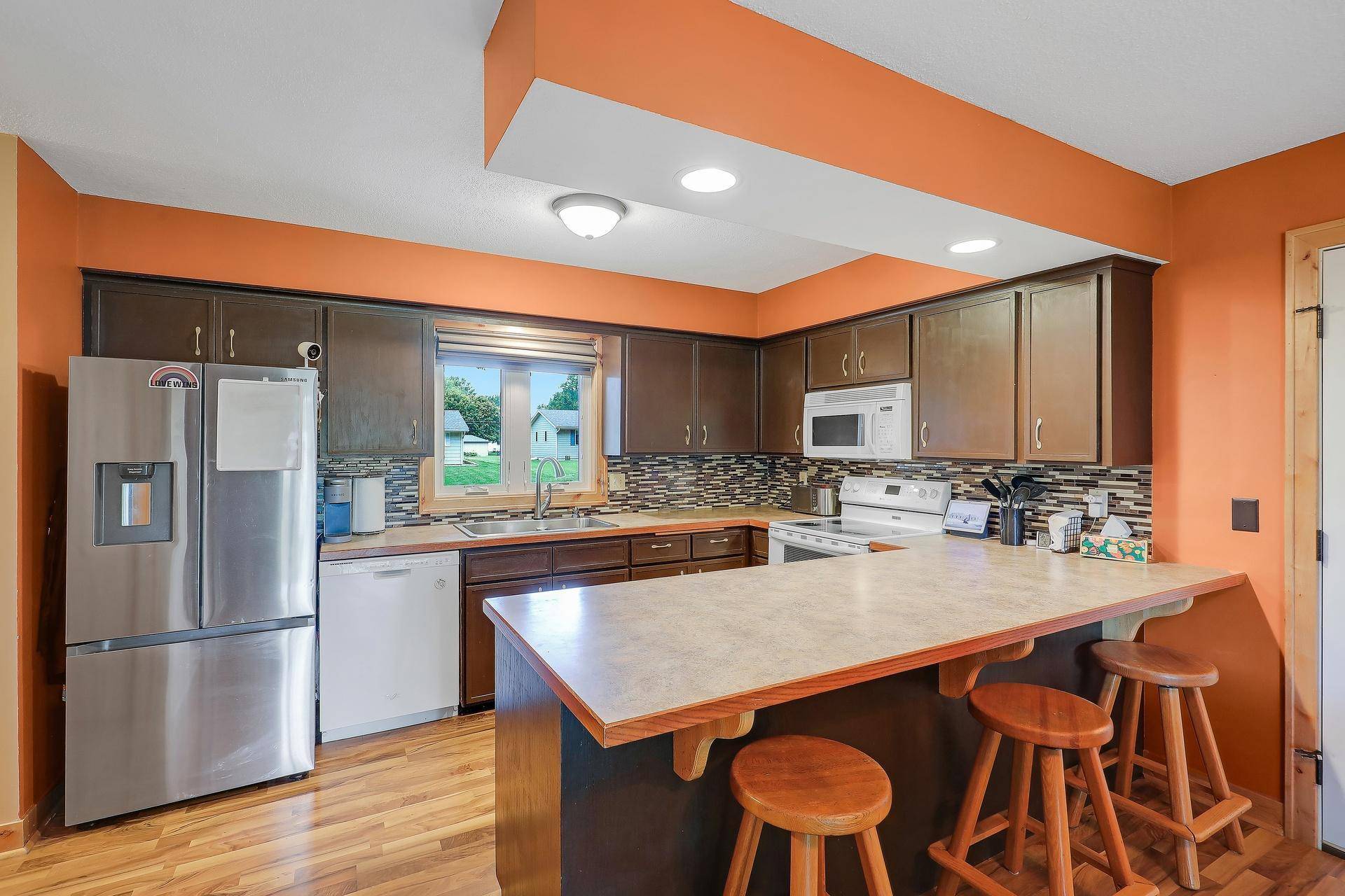 1065 Minnesota ST S, Shakopee, MN 55379