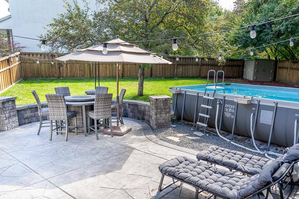 726 Camberwell DR, Eagan, MN 55123
