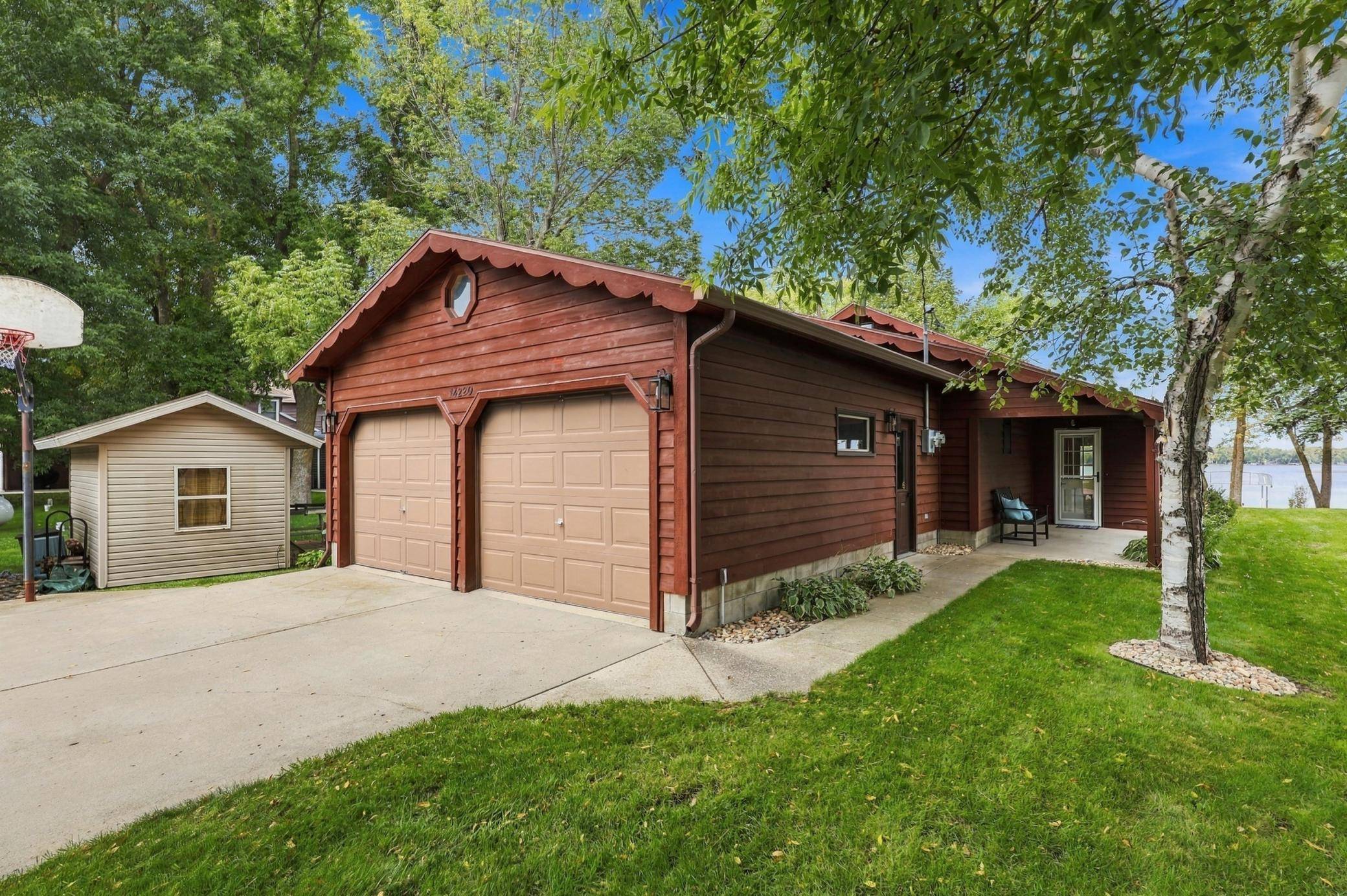 14220 Globstad Beach RD, Lake Park, MN 56554