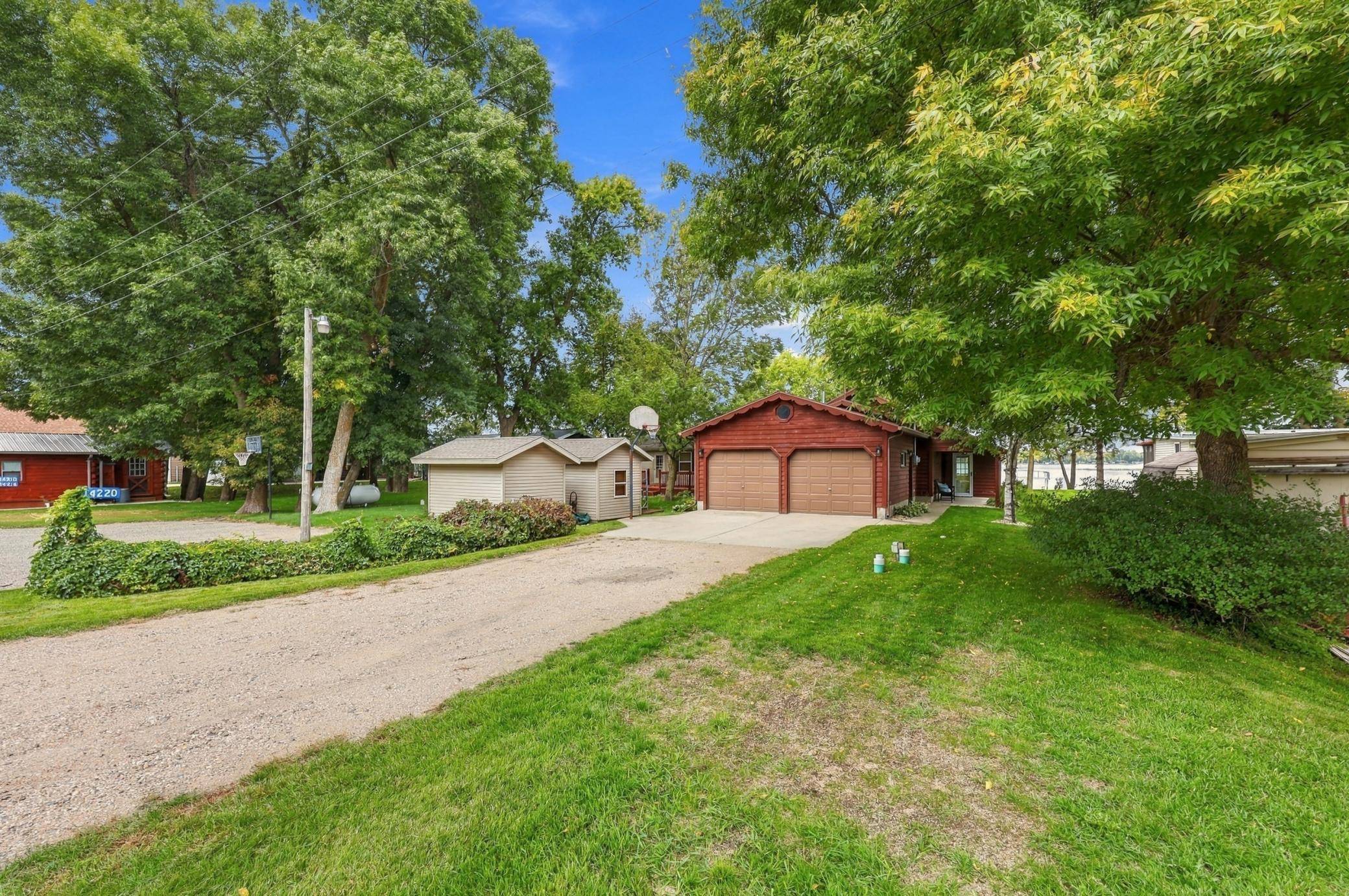 14220 Globstad Beach RD, Lake Park, MN 56554