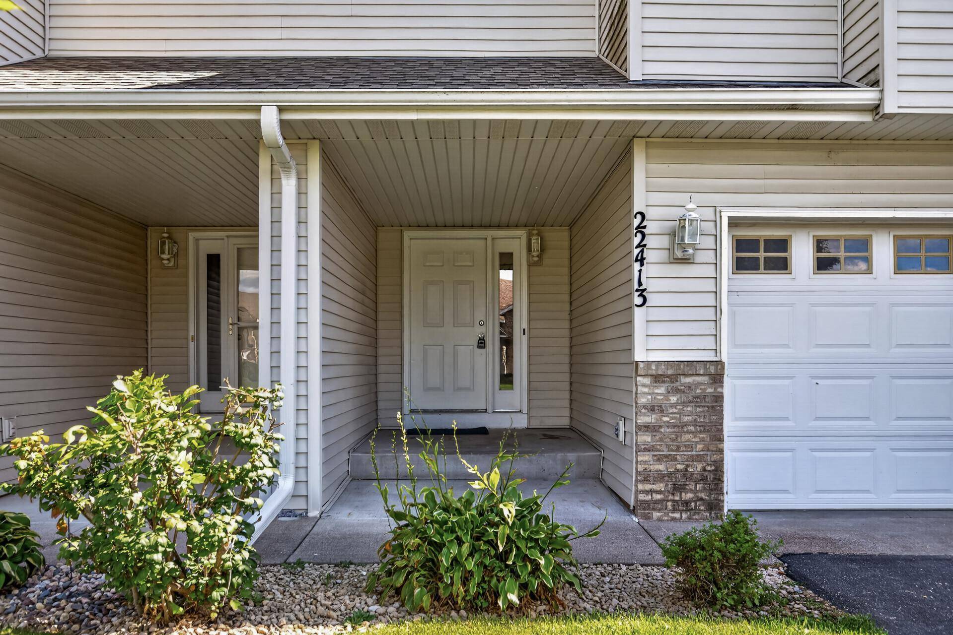 22413 Evergreen CIR, Forest Lake, MN 55025