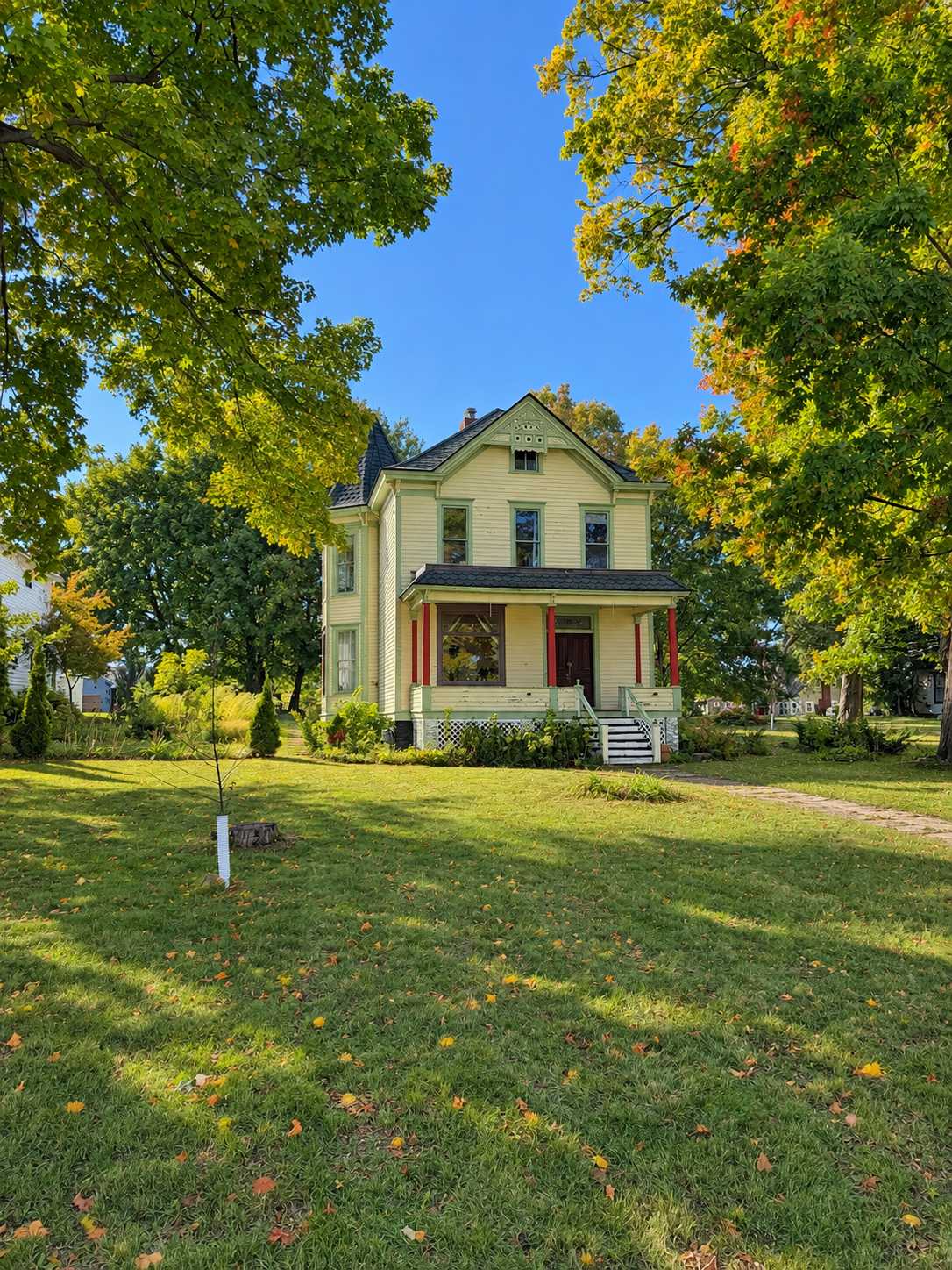 1545 2nd AVE, Cumberland, WI 54829