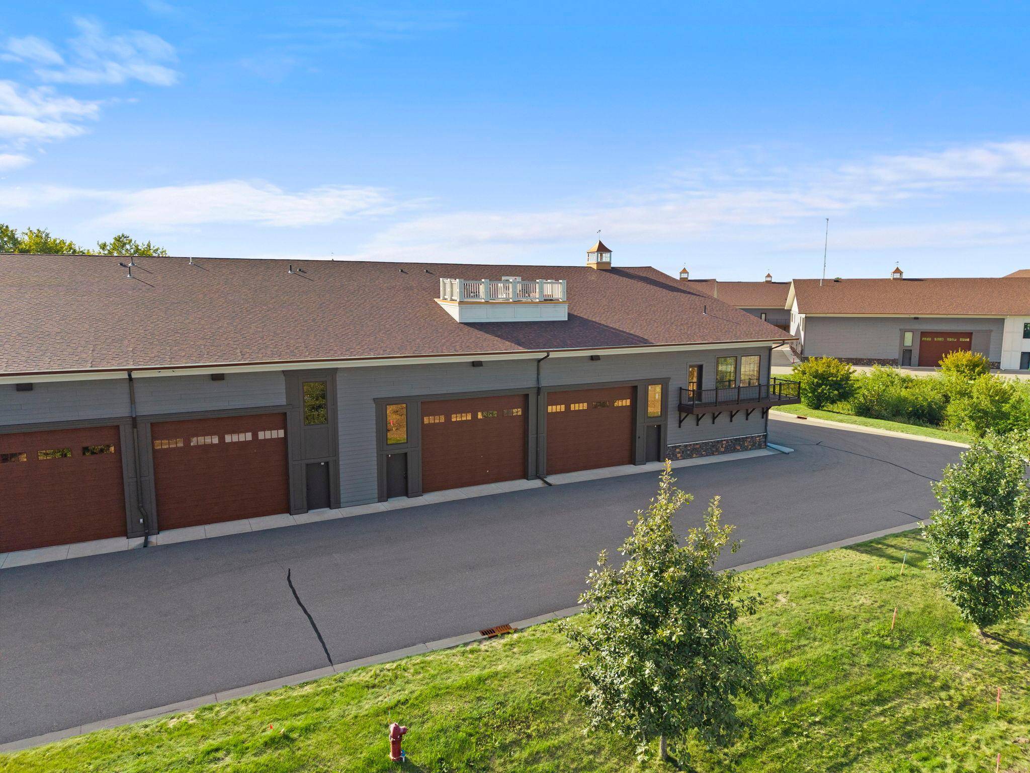 3520 Arrowhead DR #9, Medina, MN 55340