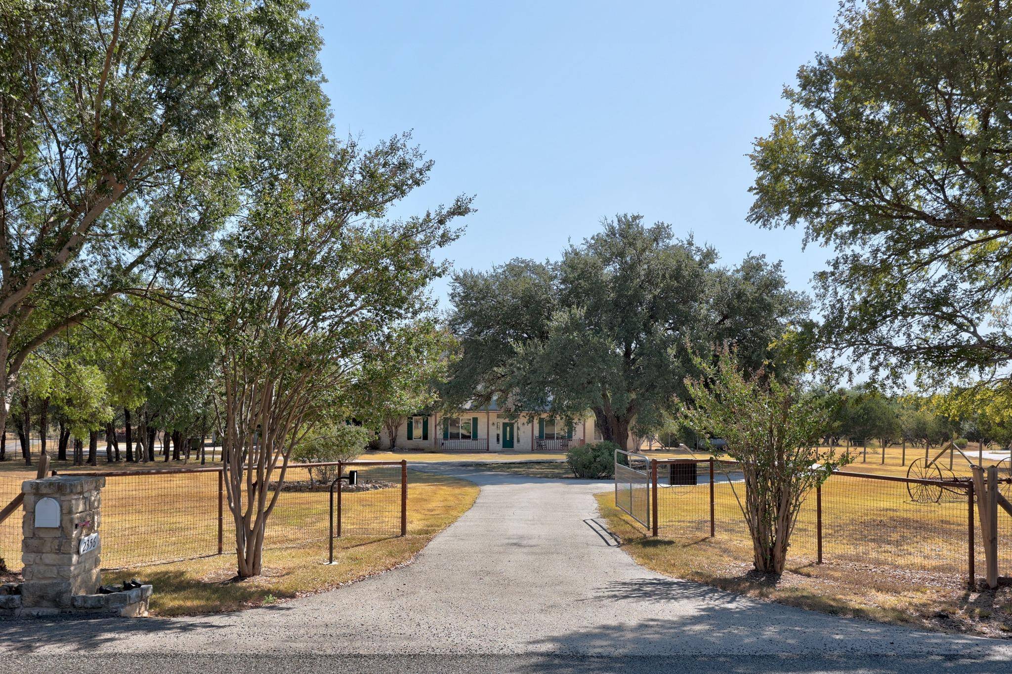 2356 Cedar Hollow RD, Georgetown, TX 78628