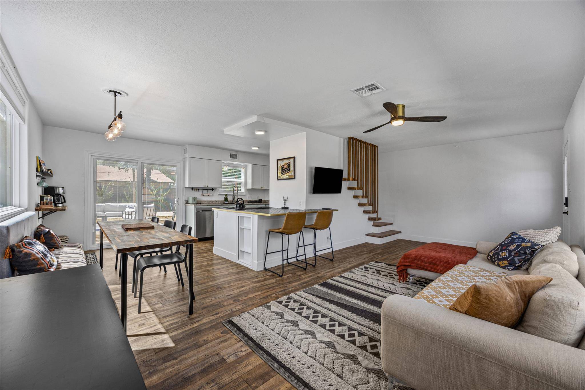 1101 Kenyon DR, Austin, TX 78745