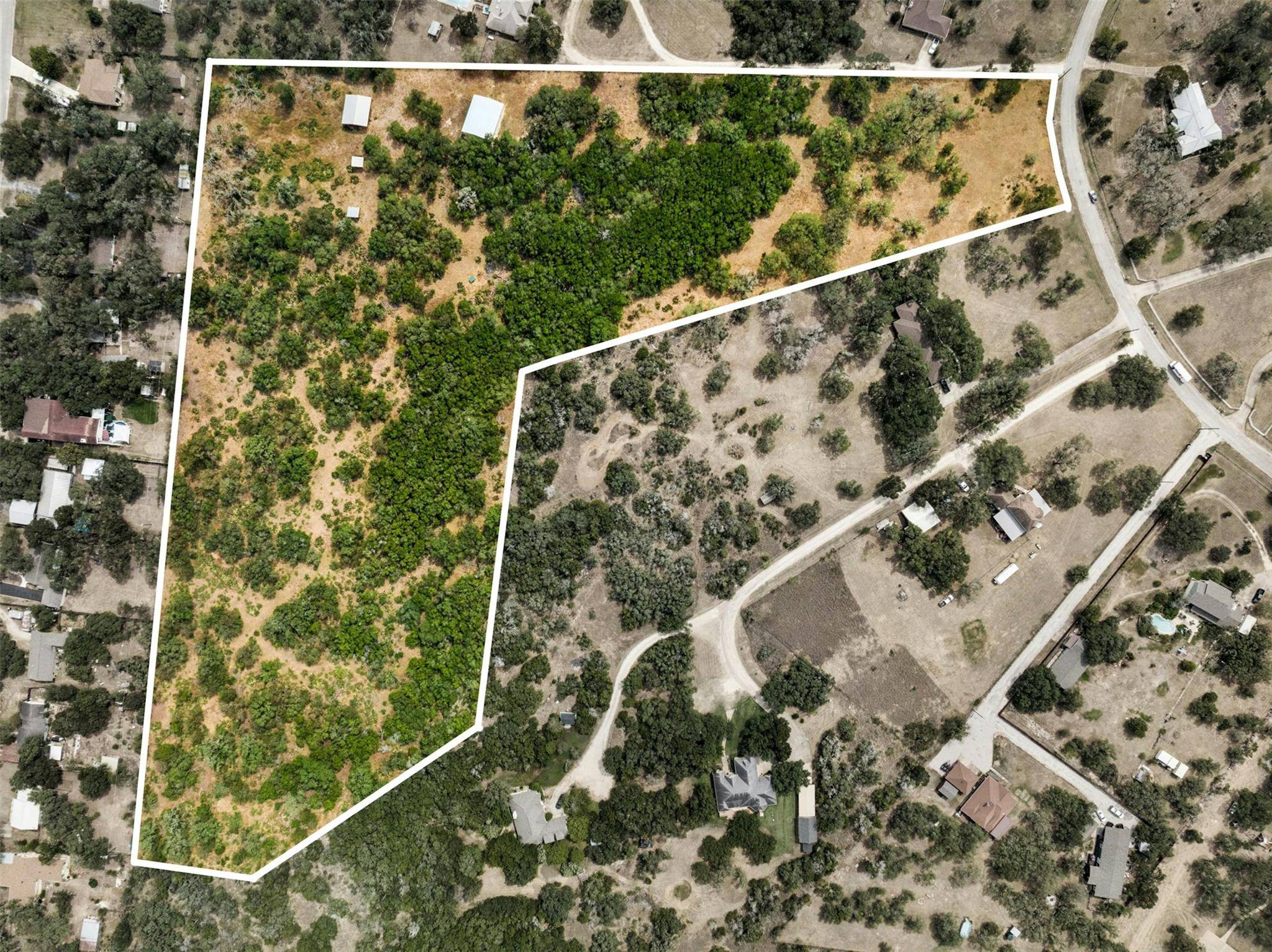 30 Country Oaks DR, Buda, TX 78610