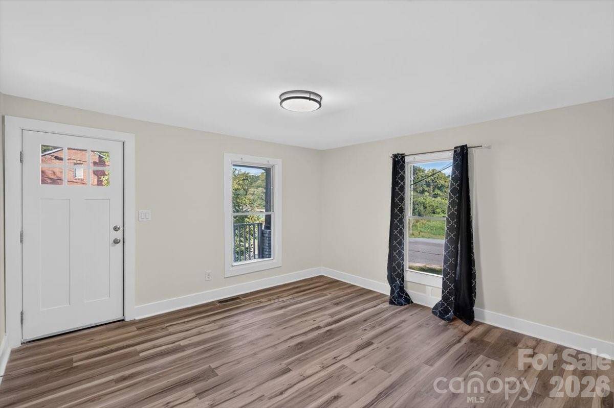 216 N Vance ST, Gastonia, NC 28052