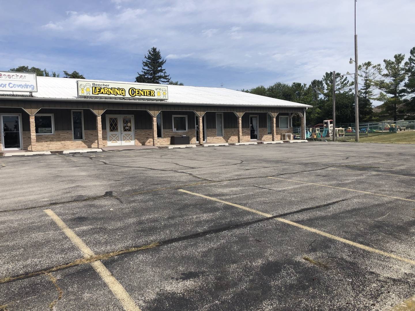 435 W Indiana AVE, Beecher, IL 60401