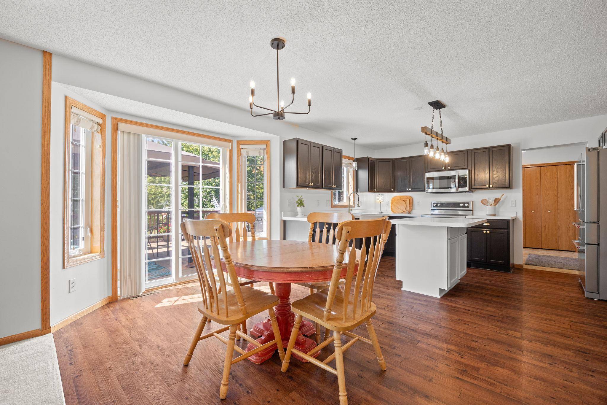 2211 Saddlebrook RD, Buffalo, MN 55313