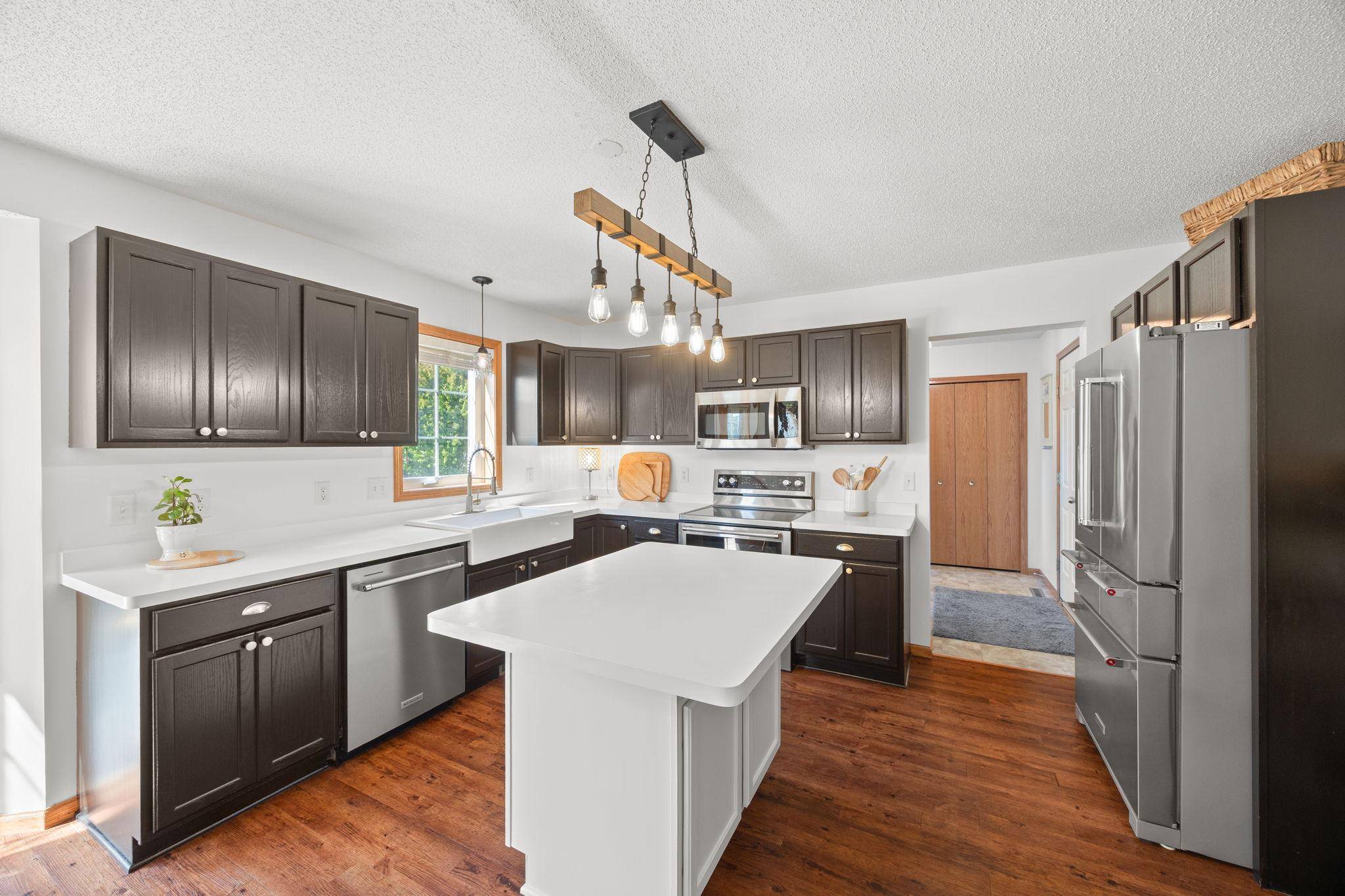 2211 Saddlebrook RD, Buffalo, MN 55313