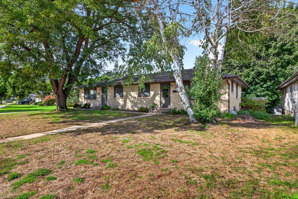 849 11 1/2 ST SW, Rochester, MN 55902