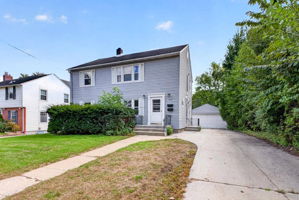 812 11th ST SW, Rochester, MN 55902