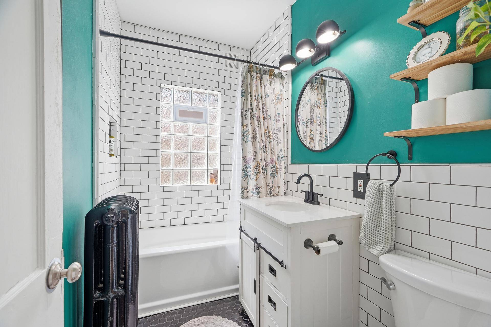 4220 Minnehaha AVE, Minneapolis, MN 55406