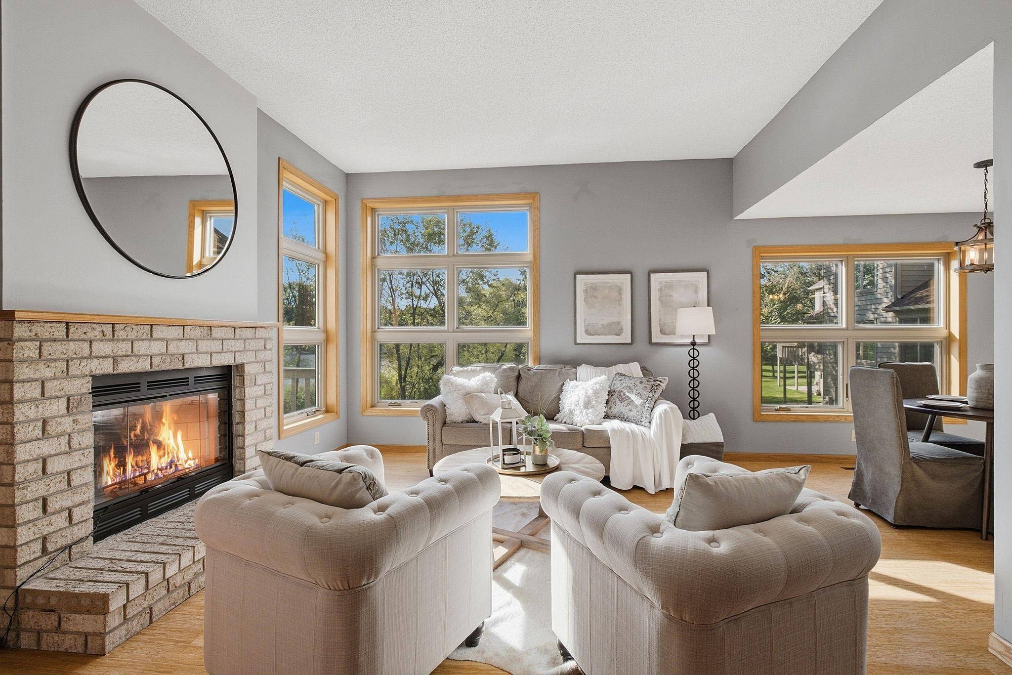 630 Sullivan LN NE, Columbia Heights, MN 55421