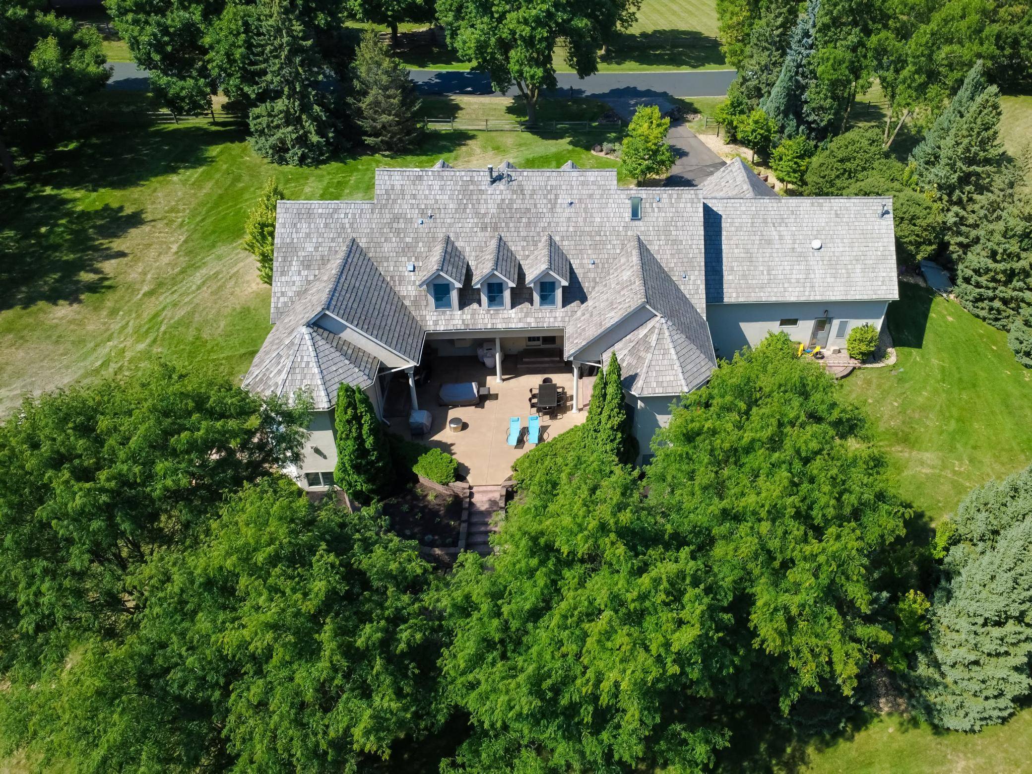500 Navajo RD W, Medina, MN 55340