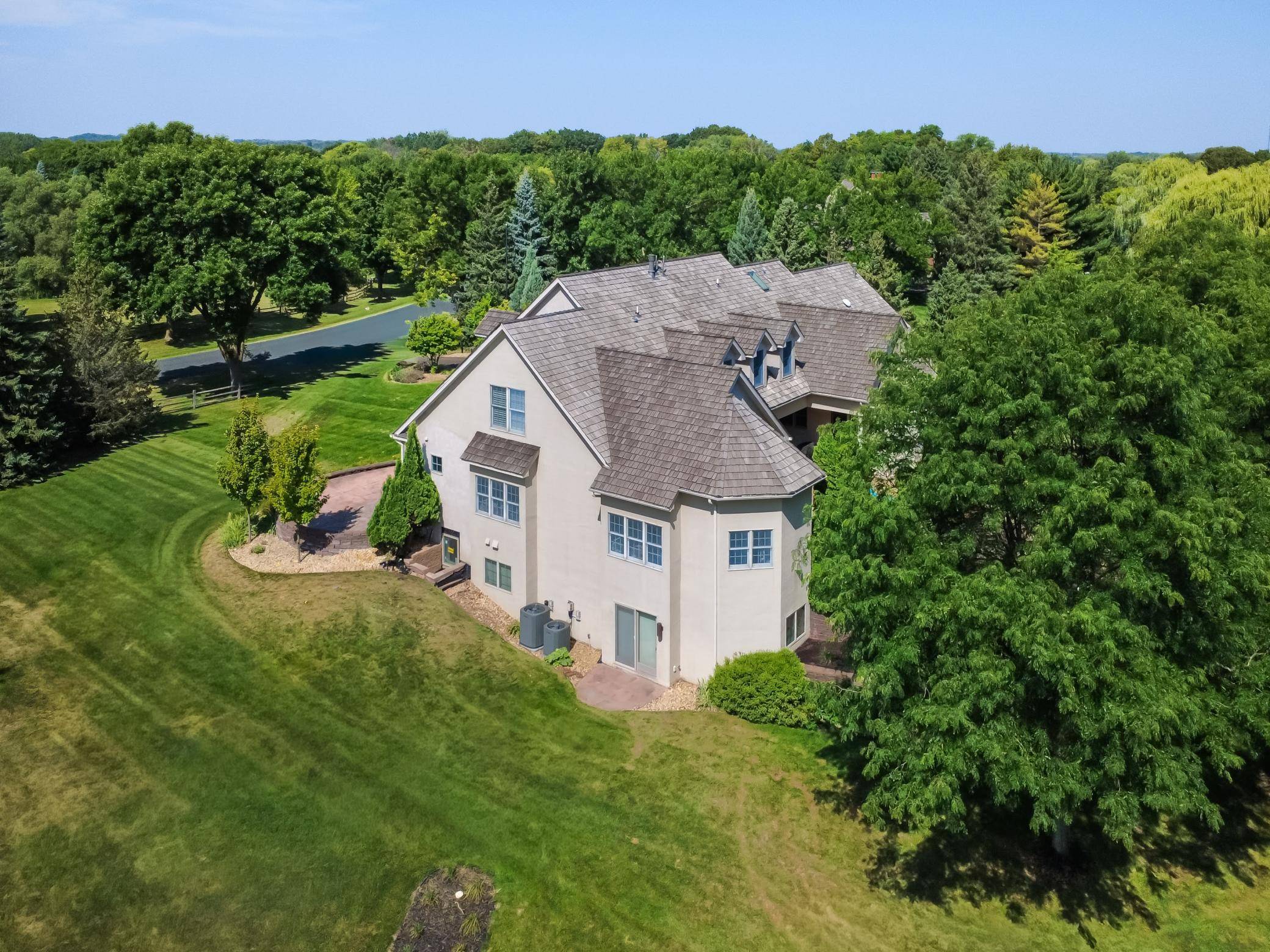 500 Navajo RD W, Medina, MN 55340