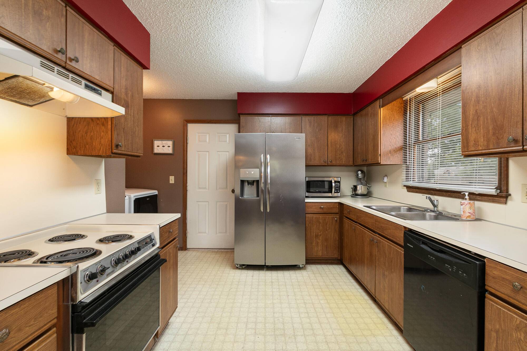 3917 W Harrison ST, Springfield, MO 65802