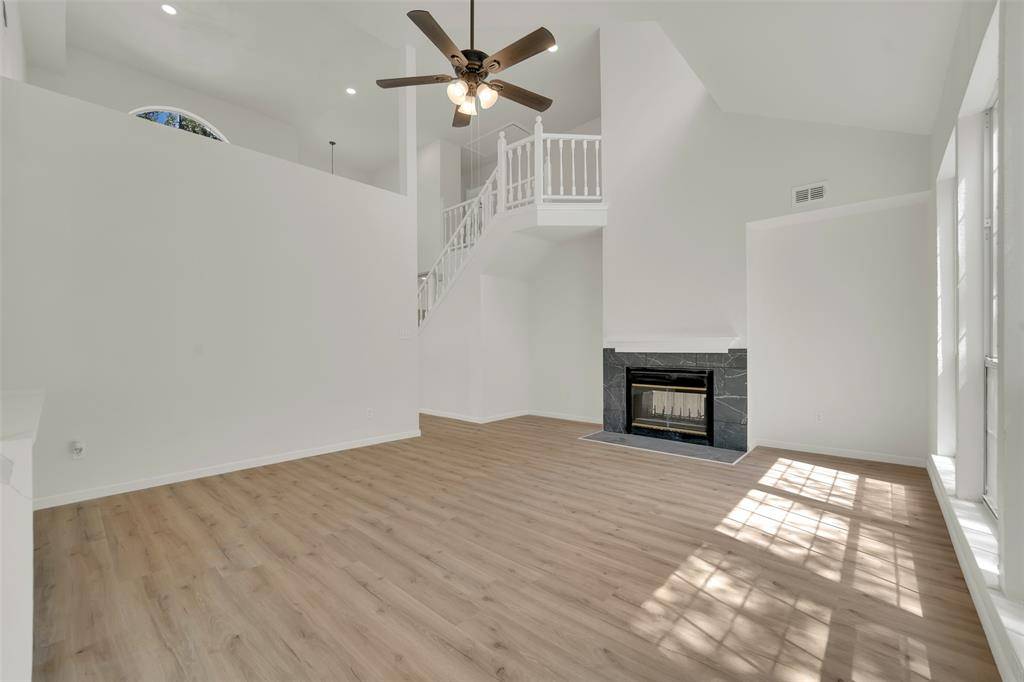 8316 Autumncrest Court, Dallas, TX 75249