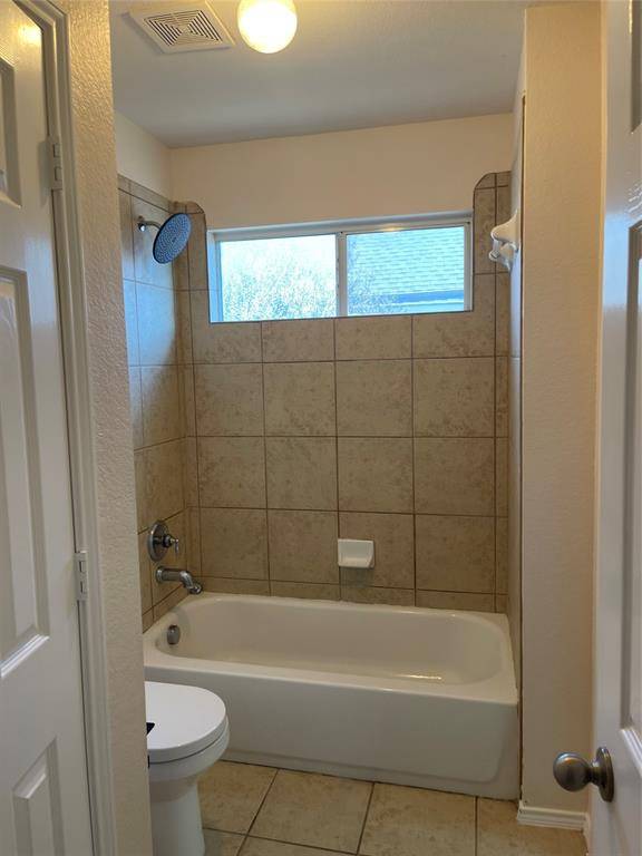714 Crockett Drive, Mansfield, TX 76063