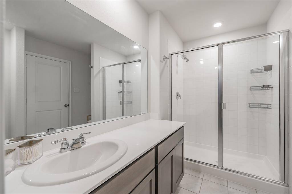 716 Alton Drive, Aubrey, TX 76227