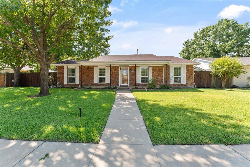 1813 Dodge Trail, Grand Prairie, TX 75052