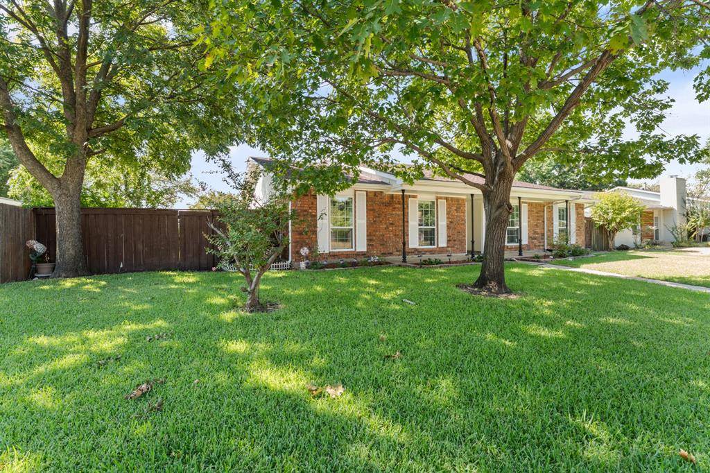 1813 Dodge Trail, Grand Prairie, TX 75052