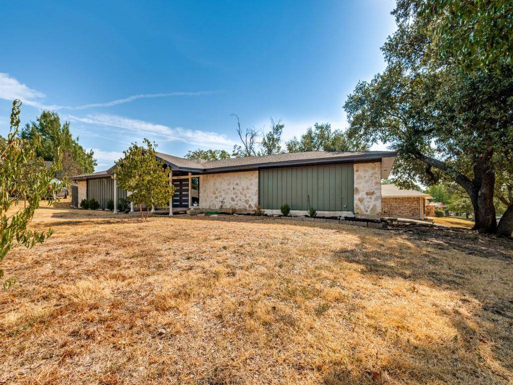 6455 El Toro Court, Fort Worth, TX 76133