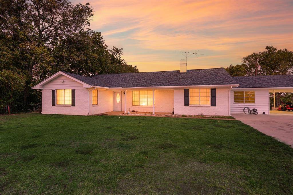 1700 Marti Drive, Burleson, TX 76028
