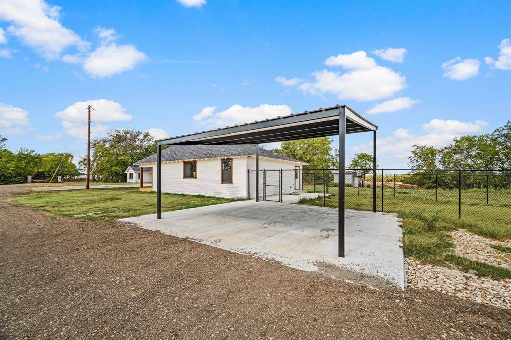 1700 Marti Drive, Burleson, TX 76028