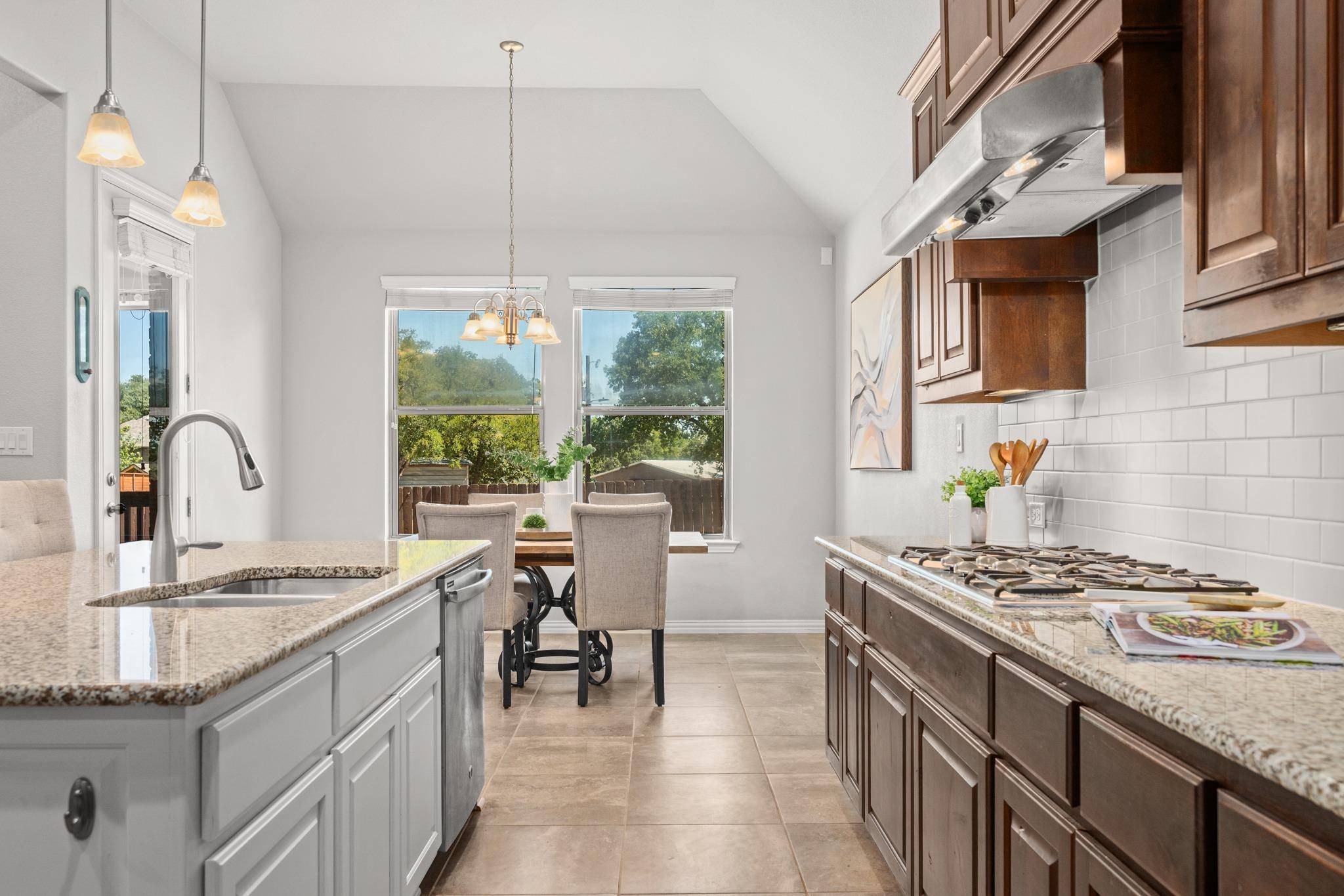 1728 Highland Ridge RD, Georgetown, TX 78628