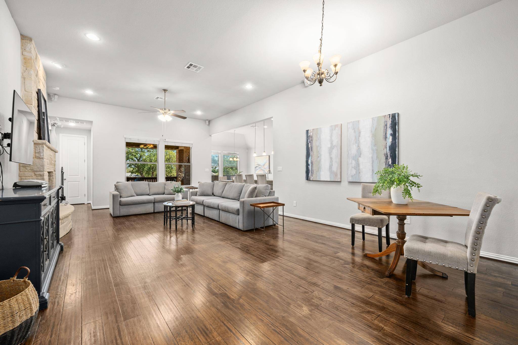 1728 Highland Ridge RD, Georgetown, TX 78628