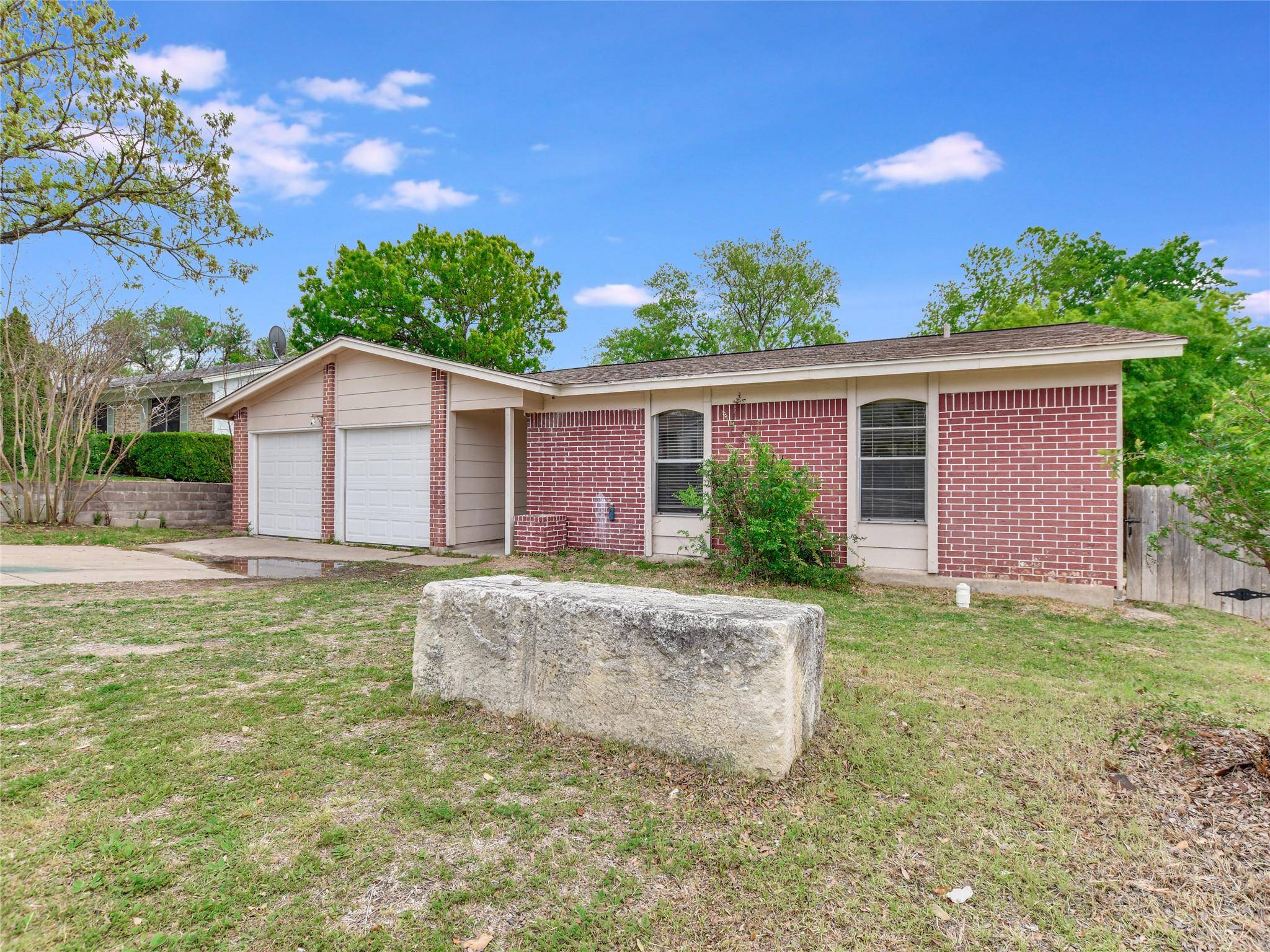 9701 Hansford DR, Austin, TX 78753