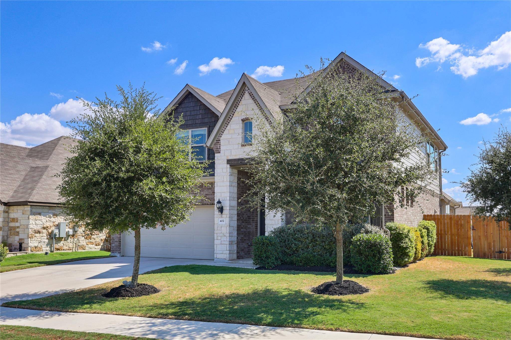 402 Bluejack WAY, Hutto, TX 78634