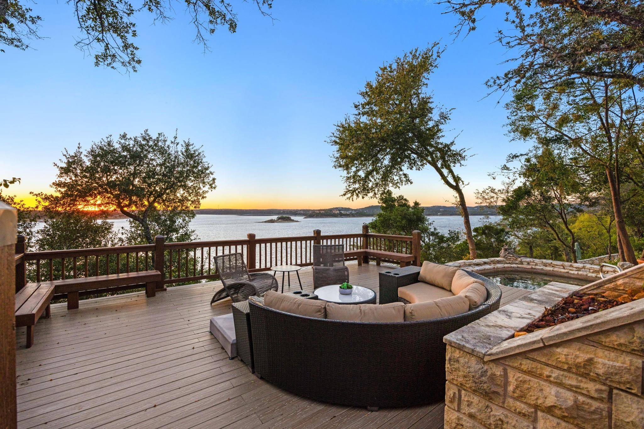 15907 Booth CIR, Volente, TX 78641