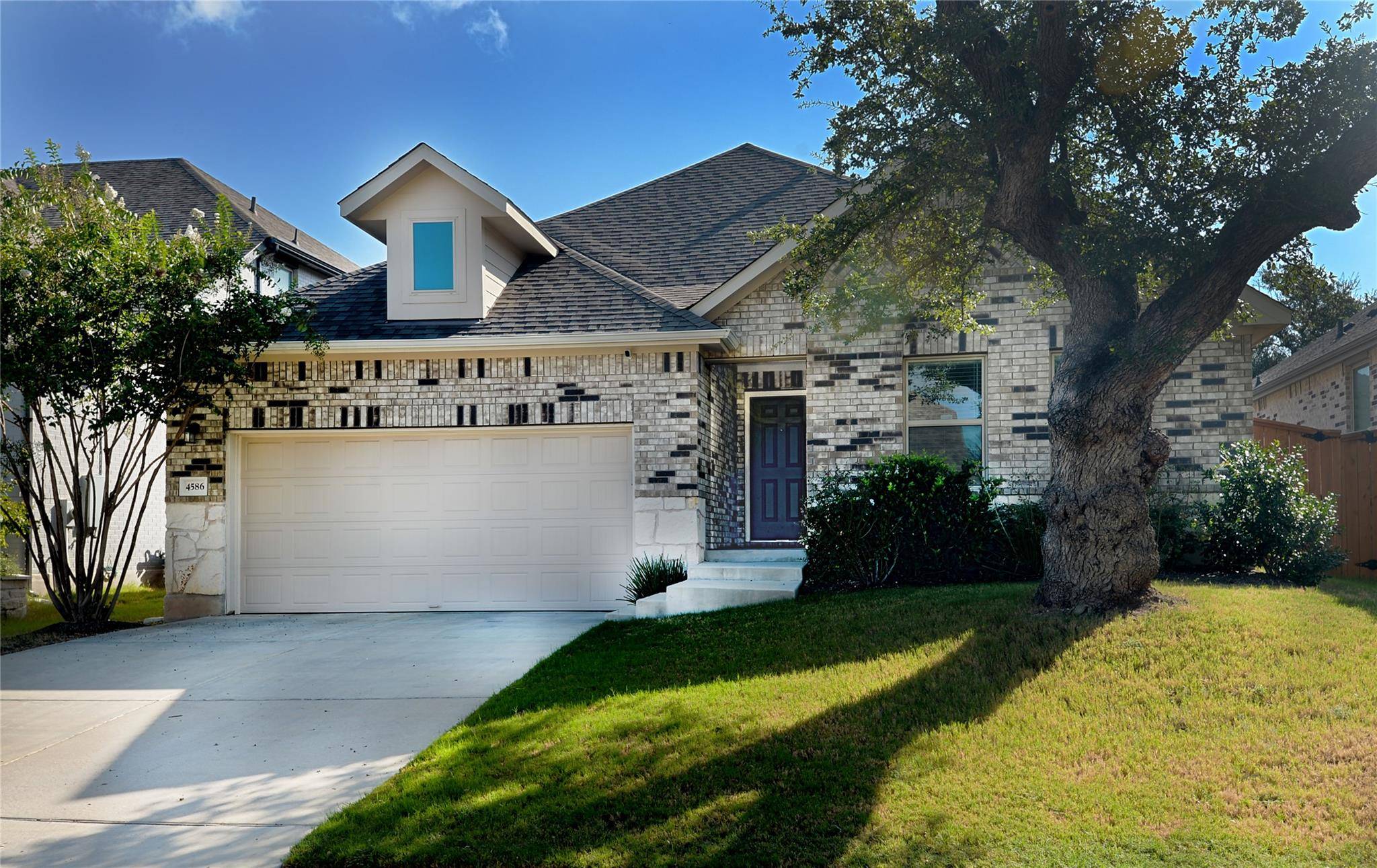 4586 Post LOOP, Round Rock, TX 78681